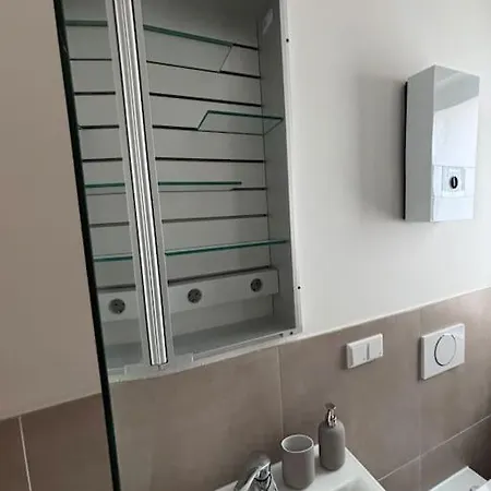 1 Og Direkt An Der Laga 2026 - Moderne Stadtwohnung Am Neusser Markt! *