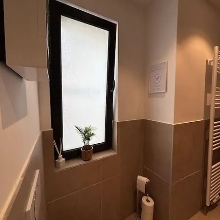 1 Og Direkt An Der Laga 2026 - Moderne Stadtwohnung Am Neusser Markt!