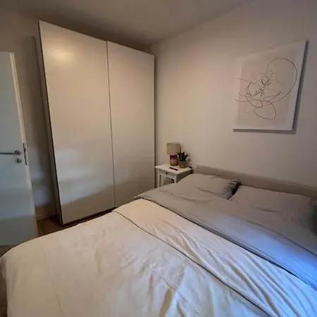 1 Og Direkt An Der Laga 2026 - Moderne Stadtwohnung Am Neusser Markt! 아파트 노이스