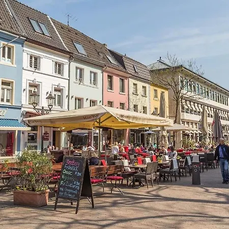 1 Og Direkt An Der Laga 2026 - Moderne Stadtwohnung Am Neusser Markt! 아파트 노이스