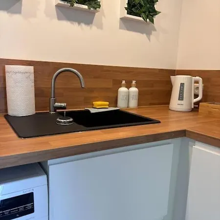 1 Og Direkt An Der Laga 2026 - Moderne Stadtwohnung Am Neusser Markt! 노이스