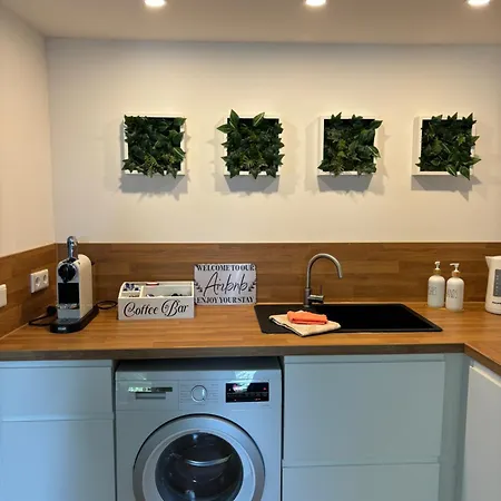 1 Og Direkt An Der Laga 2026 - Moderne Stadtwohnung Am Neusser Markt! 노이스