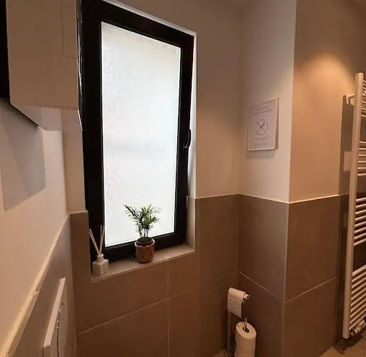 1 Og Direkt An Der Laga 2026 - Moderne Stadtwohnung Am Neusser Markt!