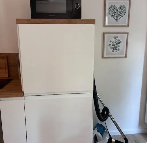 شقة 1 Og Direkt An Der Laga 2026 - Moderne Stadtwohnung Am Neusser Markt! نيوس