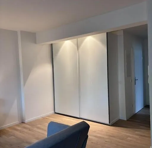 1 Og Direkt An Der Laga 2026 - Moderne Stadtwohnung Am Neusser Markt! * نيوس